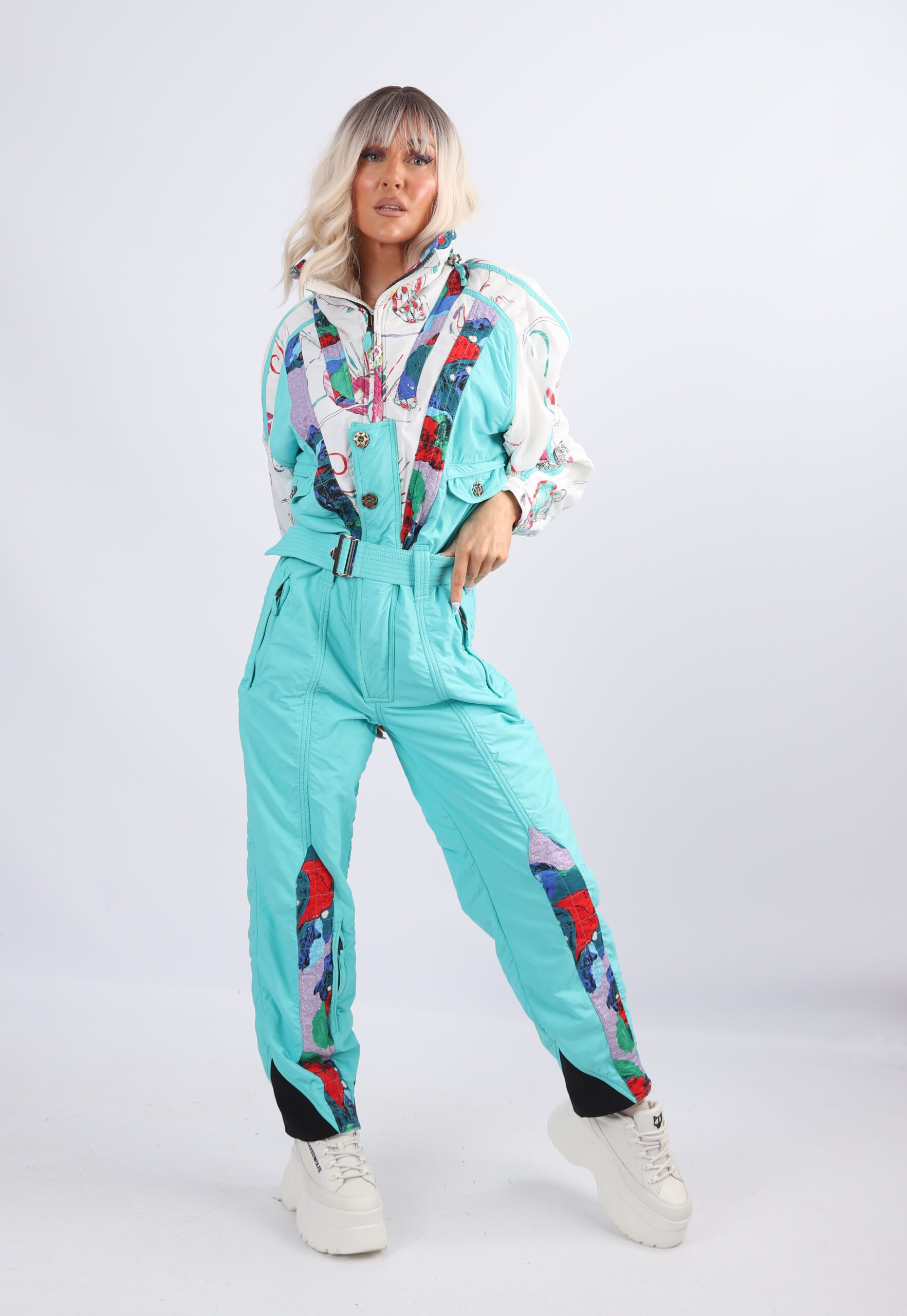 アスラン・グールドン　I　美女、SEXY、フランス有名作家 アスラン・グールドン C 美女、SEXY、フランス有名作家 アスラン